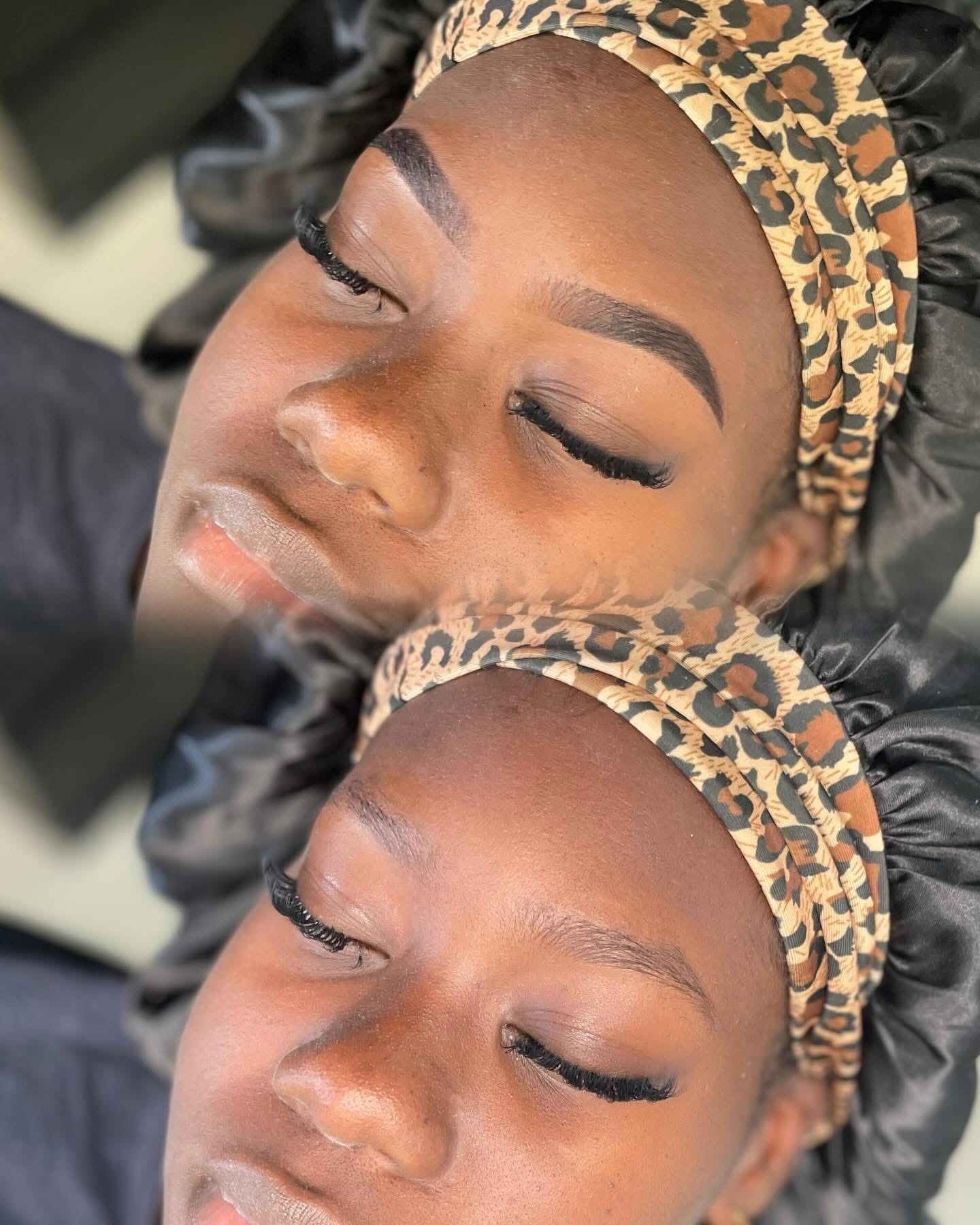 Eye with fresh hybrid lash extension set