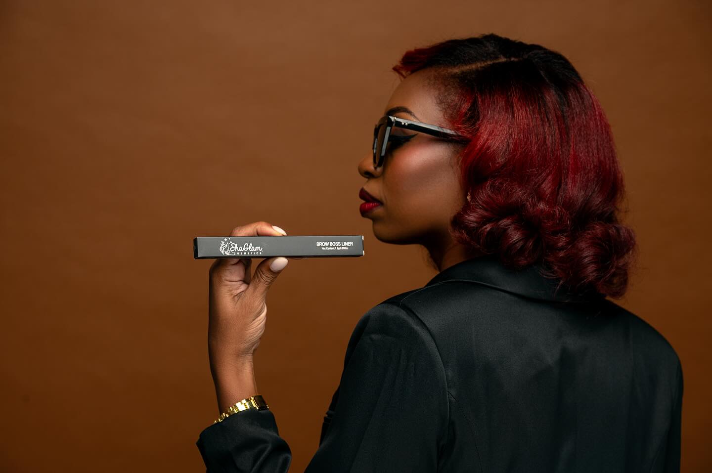 Promotional image for The Brow Boss Liner